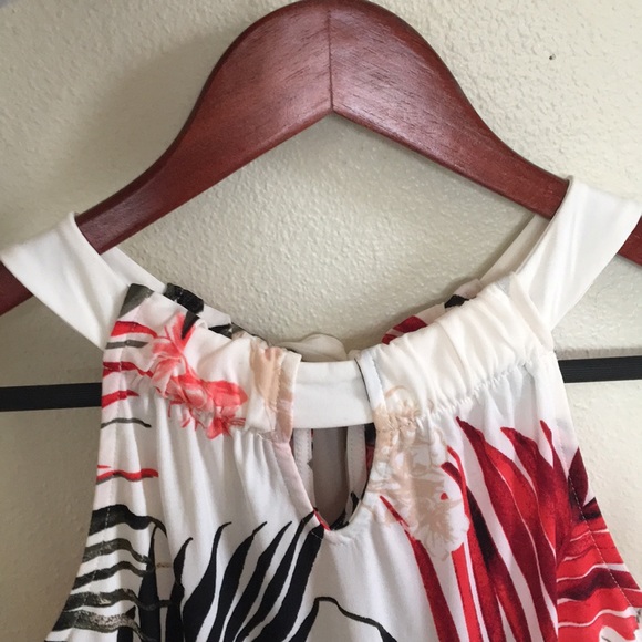 WHITE HOUSE BLACK MARKET Halter tropical tunic - Picture 4 of 8